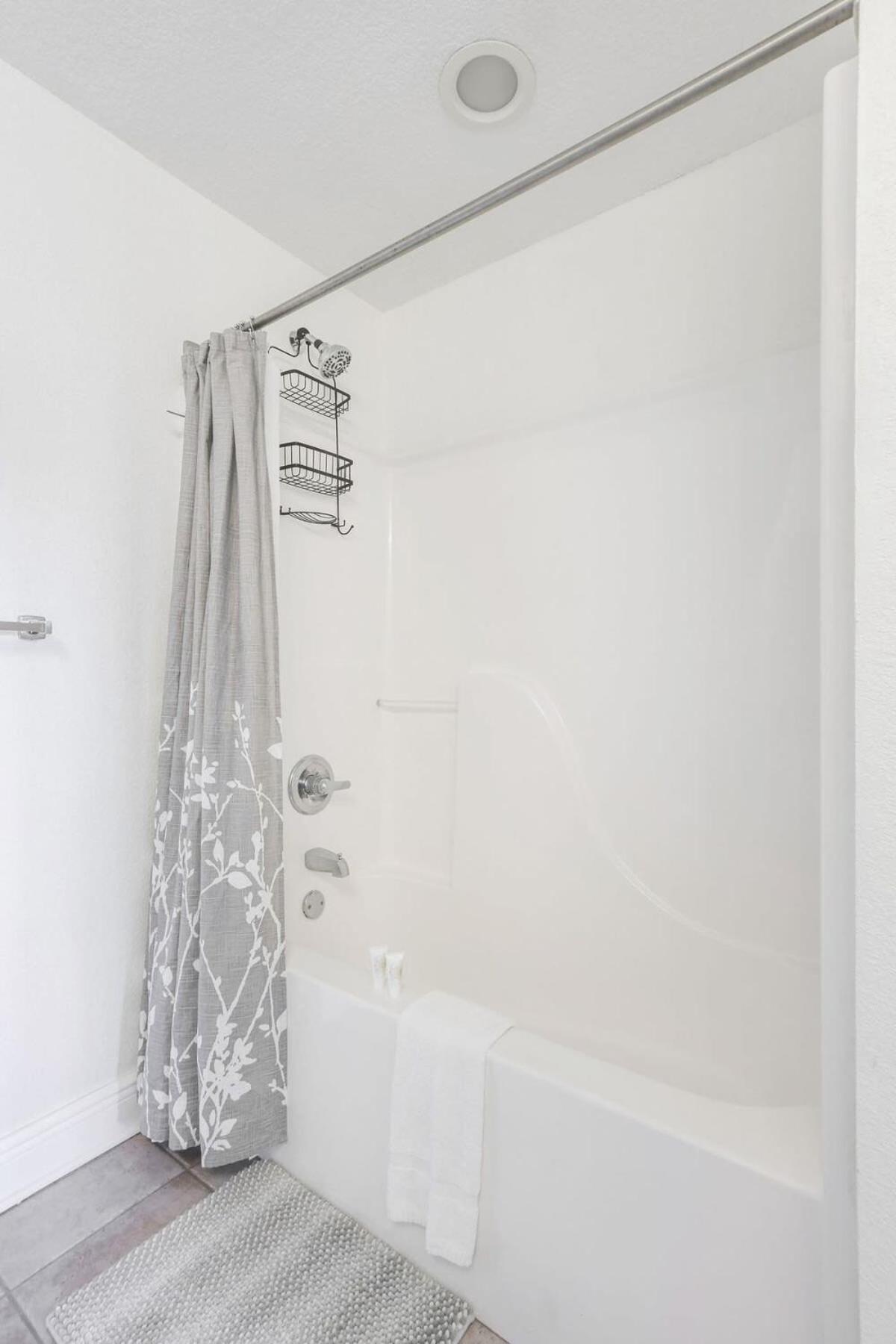 Crystal Tower 206 Amenities Galore Gulf Shores