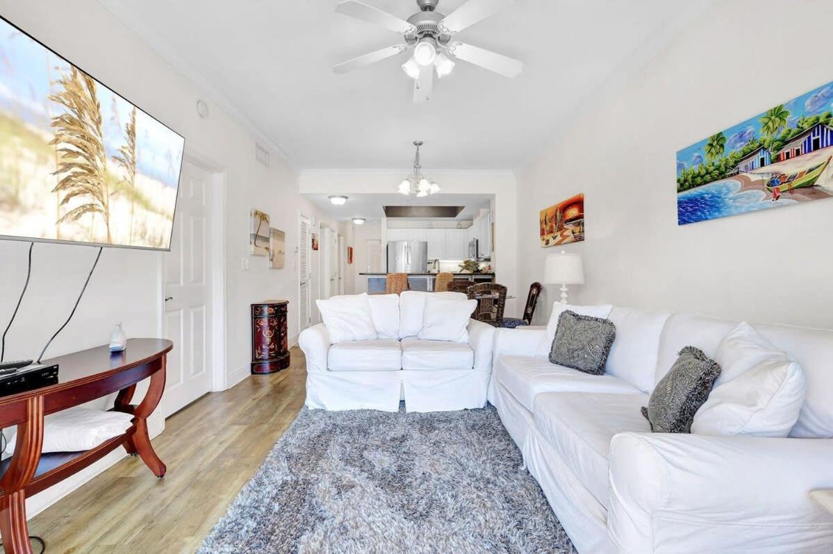 Holiday home Crystal Tower 206 Amenities Galore Gulf Shores